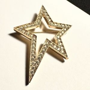 Vtg Signed Napier Rhinestone Gold Tone Star Pin Brooch